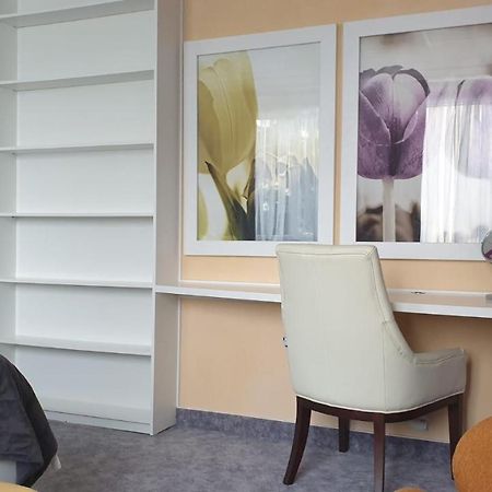 Kvetinovy Apartman A3B V Chomutove ภายนอก รูปภาพ