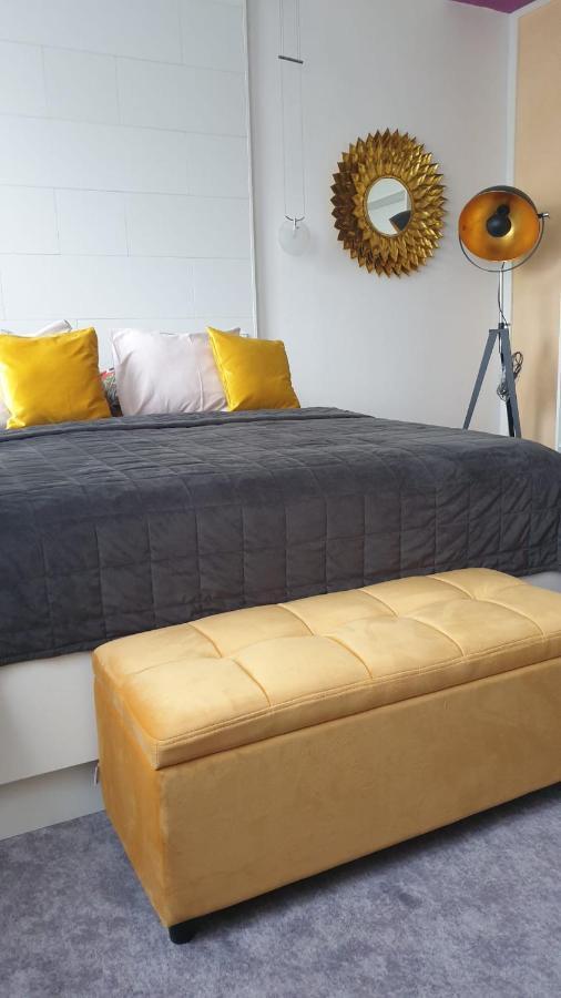 Kvetinovy Apartman A3B V Chomutove ภายนอก รูปภาพ